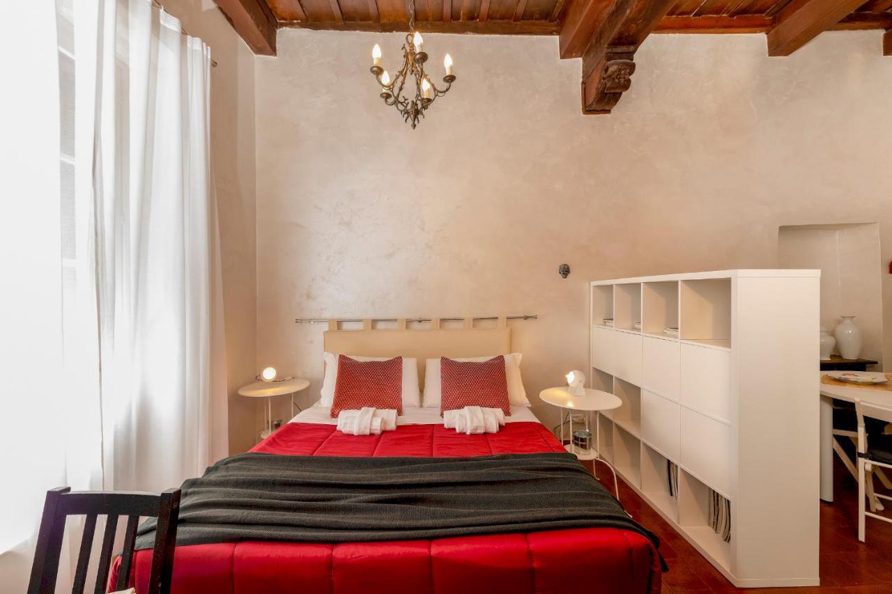 Апартаменты Giglio House - Campo De' Fiori Рим Экстерьер фото