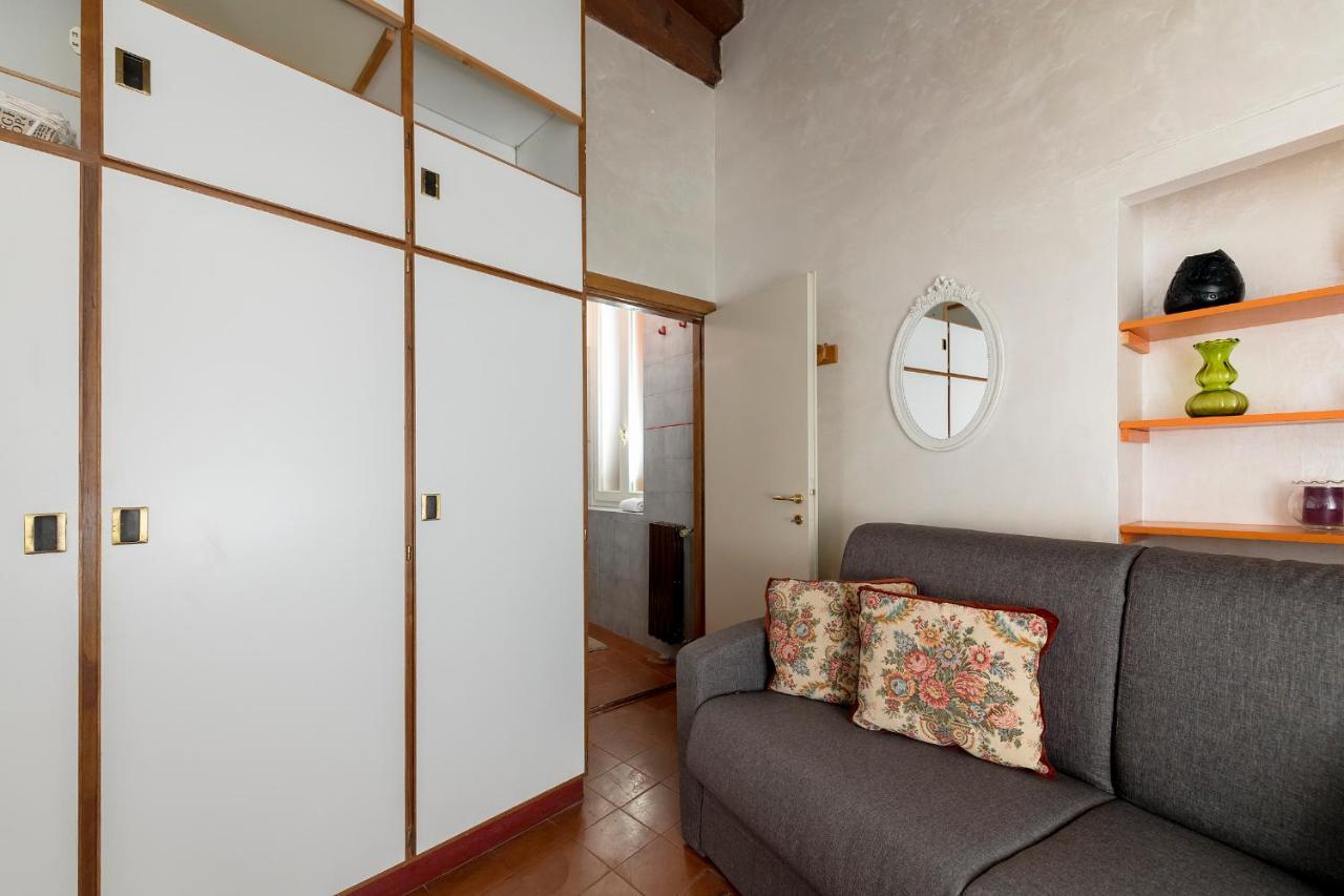 Апартаменты Giglio House - Campo De' Fiori Рим Экстерьер фото