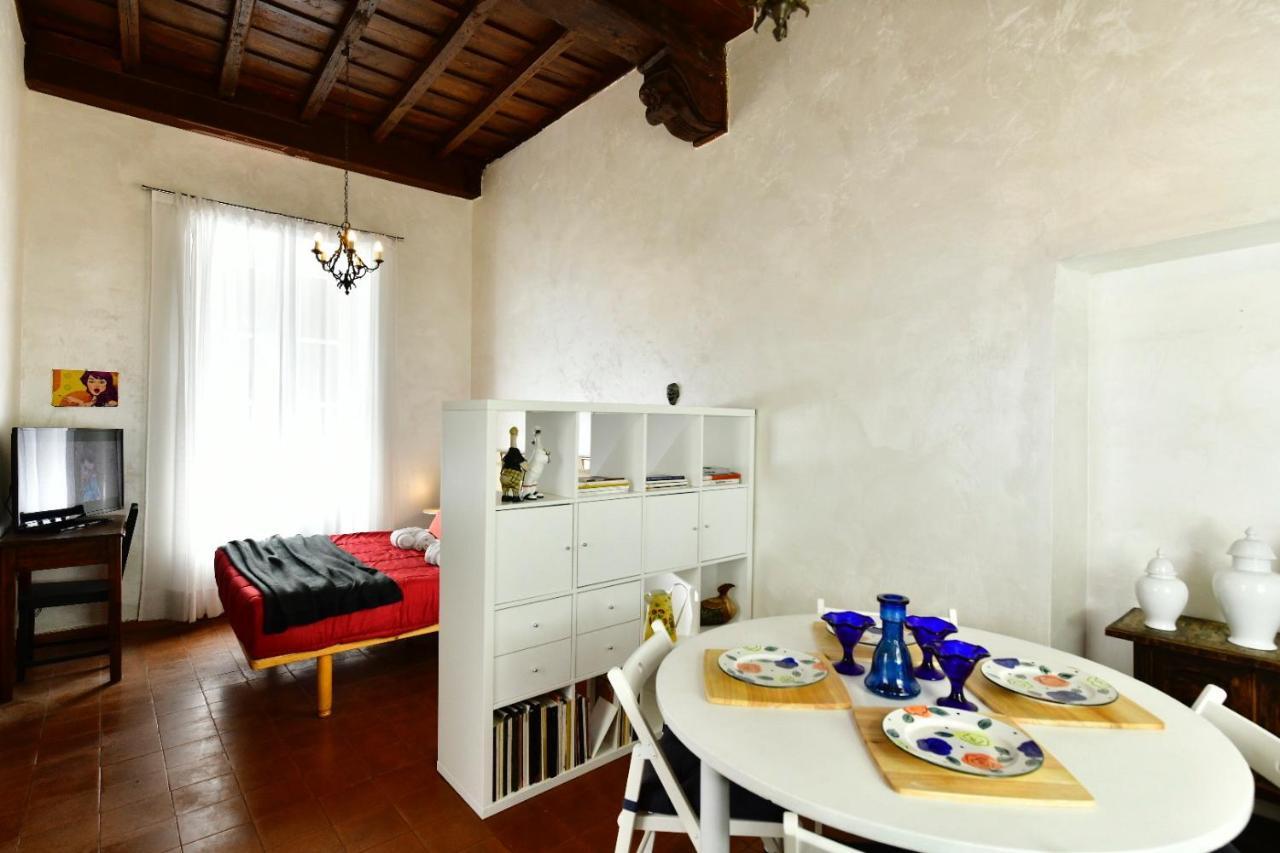 Апартаменты Giglio House - Campo De' Fiori Рим Экстерьер фото
